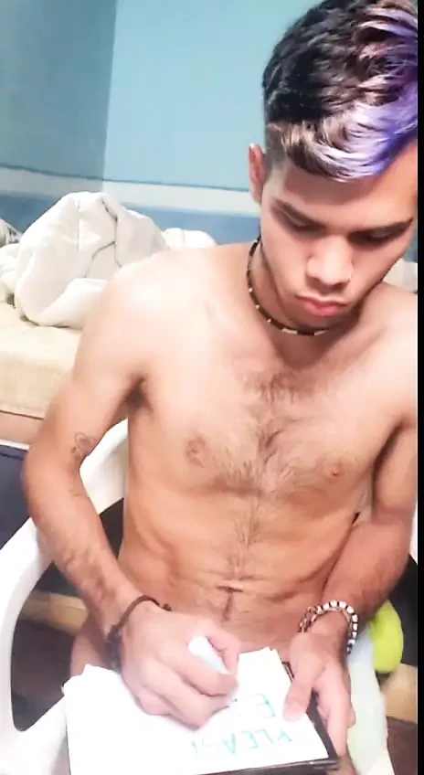 Danielreed Idiotsmokeshit Eduardo Daniel Rodriguez