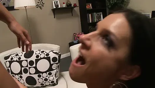 Cute MILF bends over and let her man kiss her soft ass chick