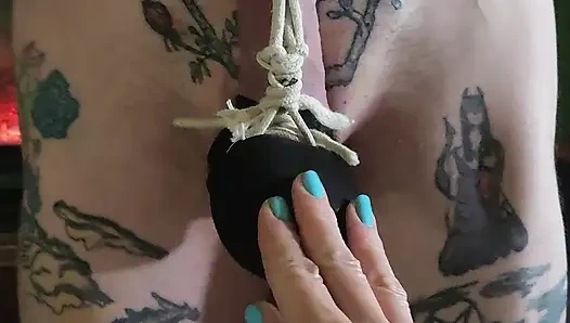 Goode Mädchen Ballbusting Fußspaß