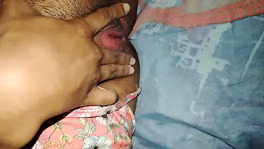 Ich haltere zu hause an, es hört nicht auf, zu squirten