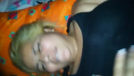 Venezuelalı iri güzel kadın Kolombiyalı ile prezervatifsiz seks yapıyor