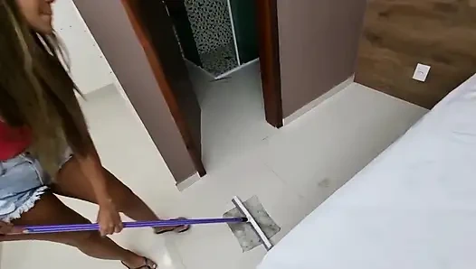 Scissorfight strong legs by two top babes