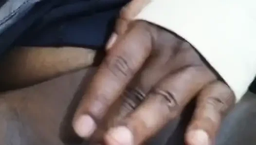 Tante India panggilan toket panas untuk menyetubuhiku