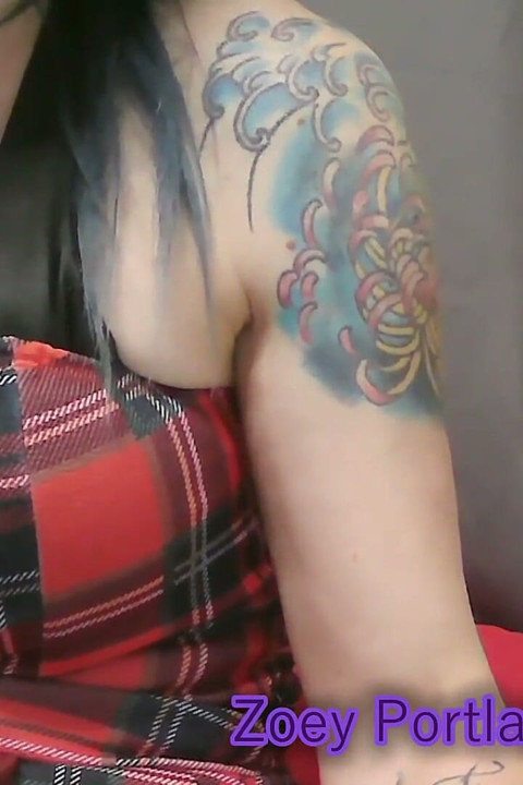 Zoey Portland Shows off Her Fresh Creampie 2026
