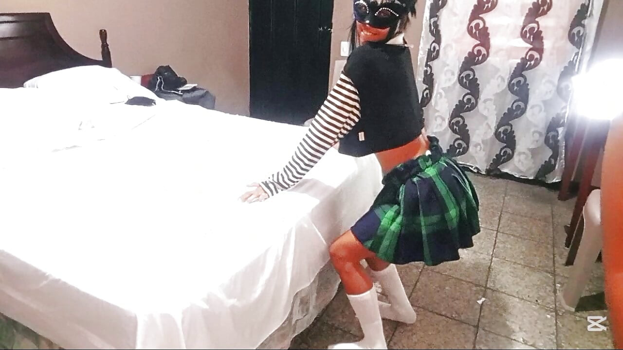 schoolgirl leaves with a stranger after class