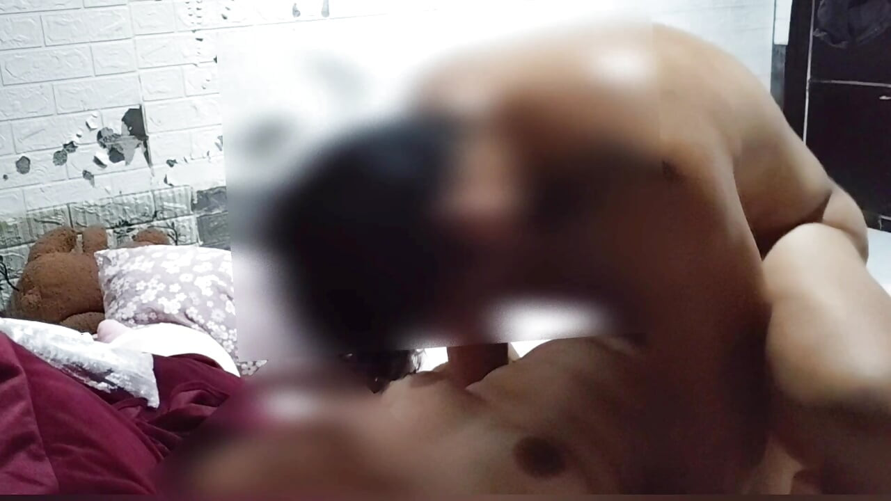 Tang ina sarap mo kumantot pre, letting wife fucked by friend