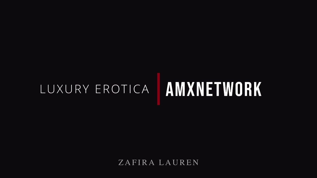 정액으로 뒤덮인 파프하우스 모델 Zafira Lauren
