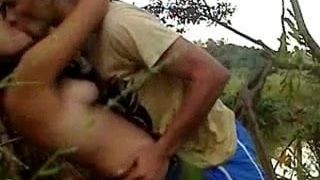 amateur couple fucking in the woods