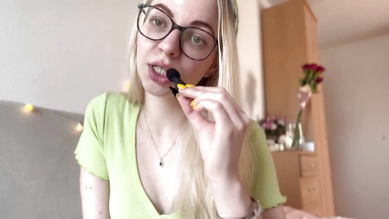 Finanzielle Dominanz Asmr Rollenspiel