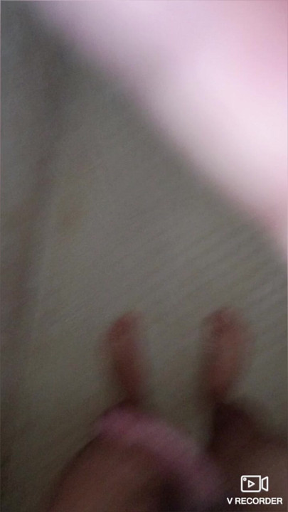 Ngentot kontolku di kamar mandi cuplikan video