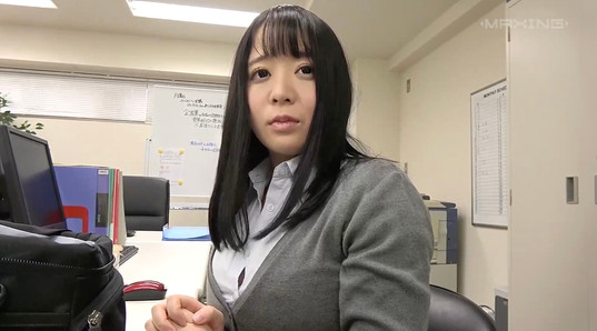 Grote tieten nieuwkomer geneukt door perverse manager - Hiyori Futaba