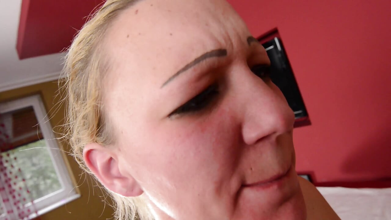 Face Slapping the Ultra Strongest Ever - Domina Claudia Strong Big Tits Vs Slave Brigitta