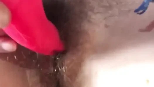 Muncrat sampai muncrat sambil mengkhayal tentang curvyteenqueen dari fetlife ke-28 tahun