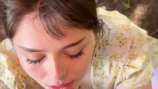 Fuck me hard before some one see us! Beautiful Girlfriend Fucks Me on our FIRST DATE in the Forest