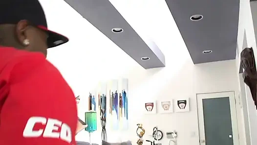 Interracial-porno mit unersättlicher weißer bBW-schlampe