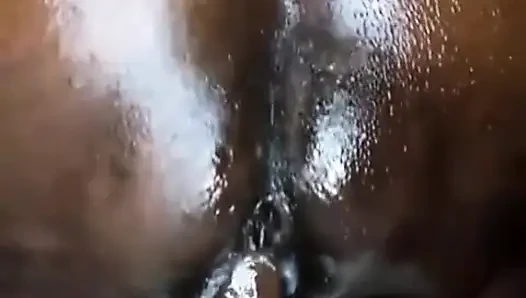 Ebenholz suga bBW fickt sich mit 9-zoll-spielzeug
