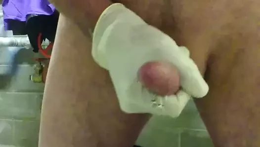 Silikon eldiven ve yağ = boşalmak
