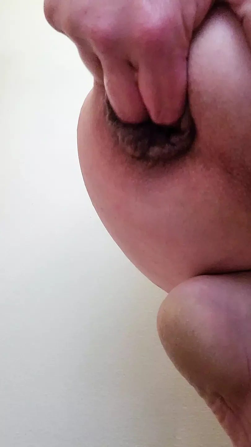 Used bottom small sissy pushing cum out