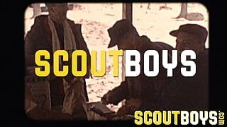 ScoutBoys Twink Oliver James și Bud se furișează fără prezervativ în cort