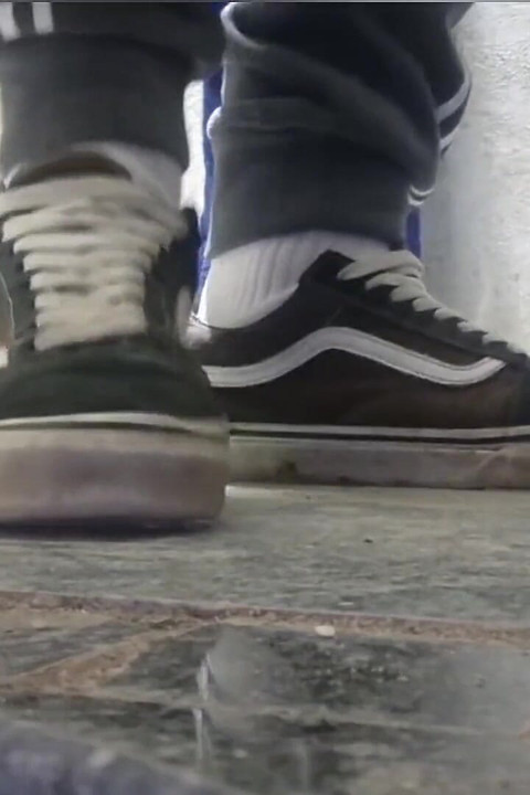 Pokazujem svoje Vans cipele, kompilaciju najboljih s Vansom