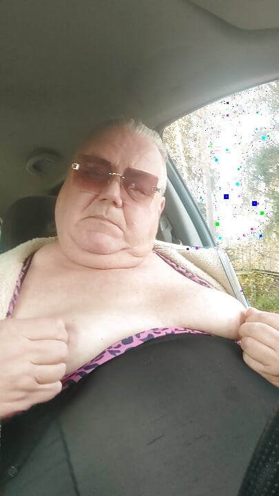 NUMERO DOS TITTYSHOW CLOSEUP