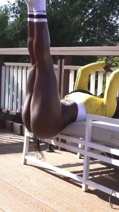 प्रीमियर453