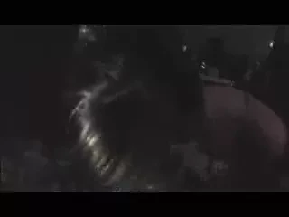 Pengasuh seksi mengundang seorang pria kulit hitam