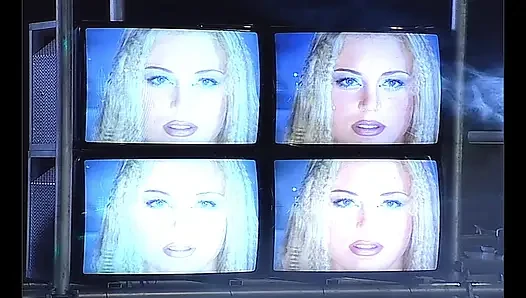 Она заставляет его приходить снова и снова