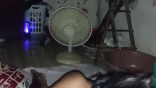 gusto nya laging kinakain ang kanya
