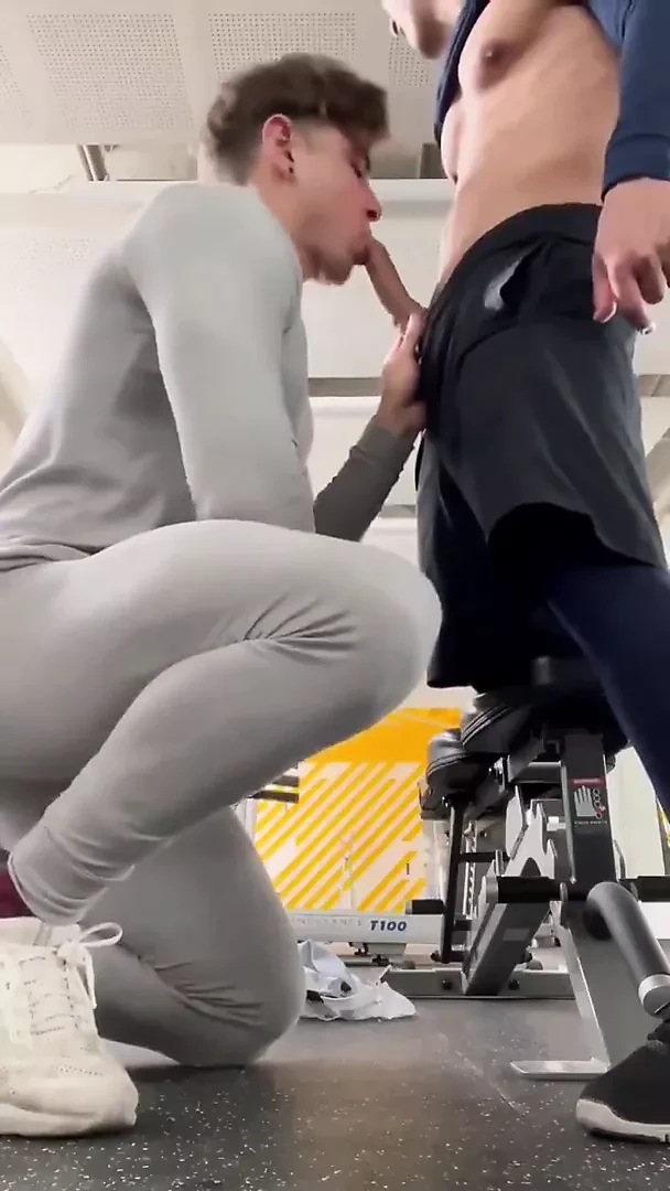 Horny guys at the gym