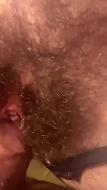 Jaw-dropping moment from "Oh my God, he's huge!! I can't stop, fill me completely"