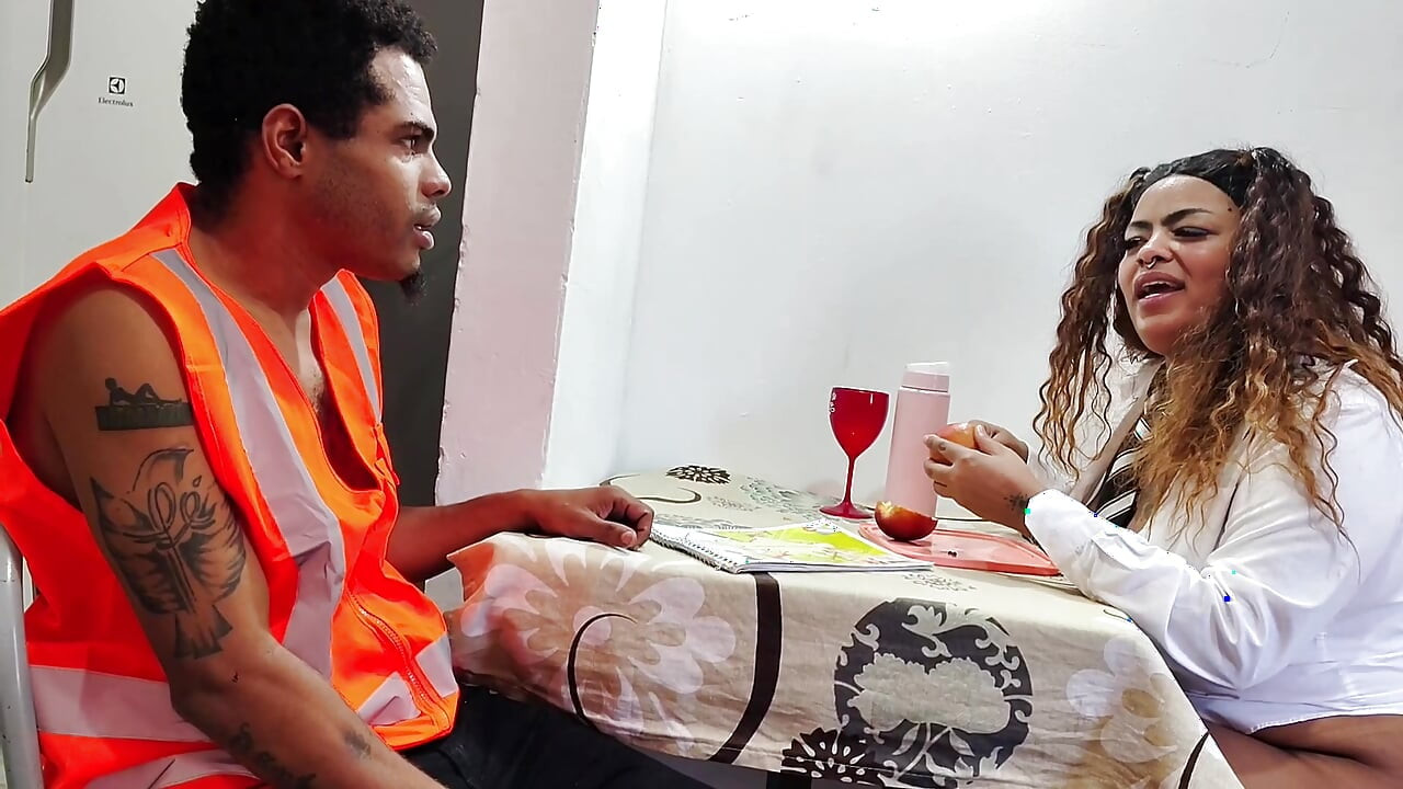 Stepdad Seduces Busty Stepdaughter