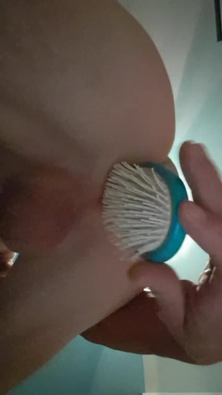 Brosse bleue anus