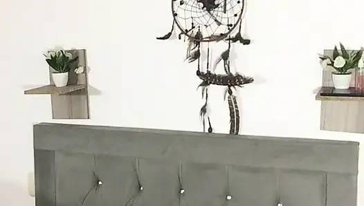 I get on top of my boyfriend and make him come inside me