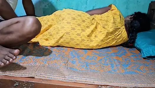 Hintli kadın erkekleri sikiyor