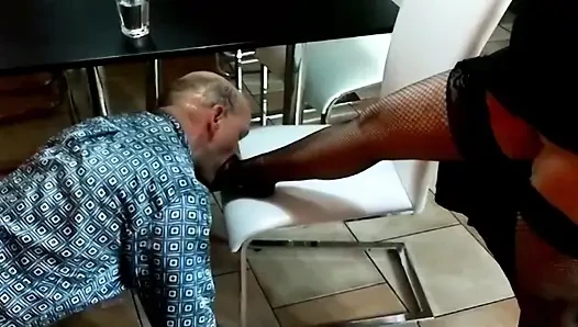 Tante girang perancis rambut pirang toket besar dientot habis-habisan