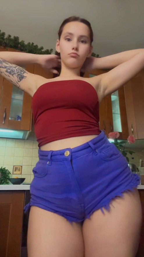 婊子玩得開心