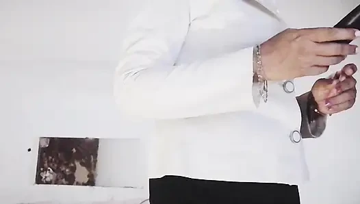 Ep8 Desi üvey anne üvey oğlunun kamerasını buldu ve see.mp4 için soyunuyor