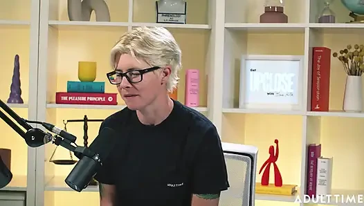 Khloe Kingsley: kamerada fışkırtıyor ve kırmızı bayraklar