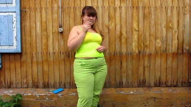 Chubby woman peeing in her pants