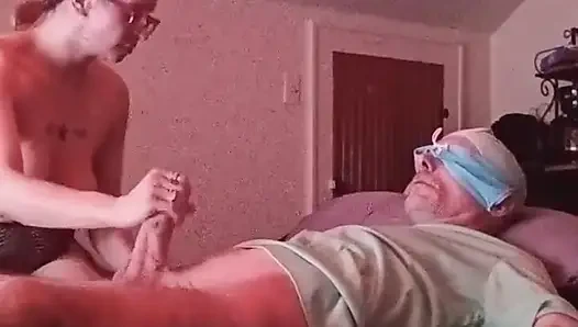 Doc neckt