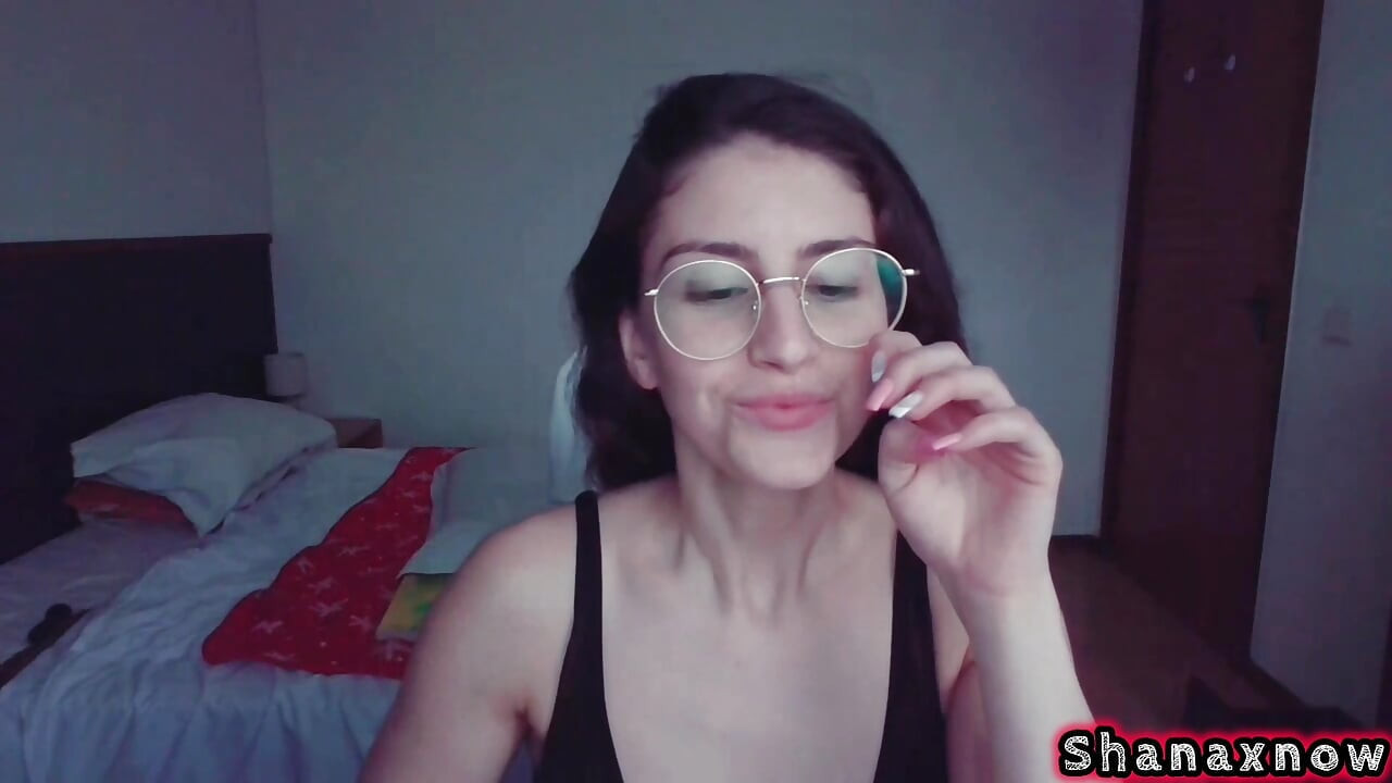 SELINGKUH DARI PACARMU SAMA PACARKU DI PANGGILAN VIDEO DI SEBELAHNYA. 2