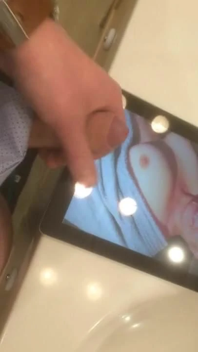 TRIBUTE
