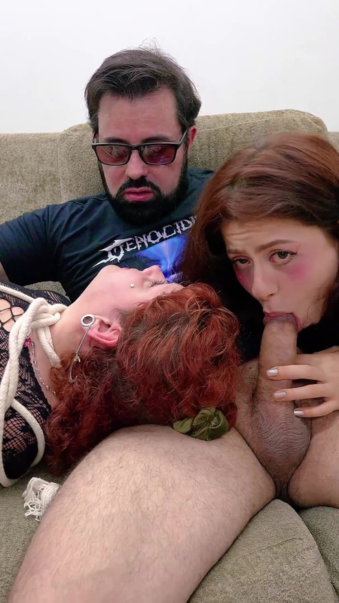 縛られた赤毛奴隷アナル:ホットな赤毛の女の子が支配するカップル