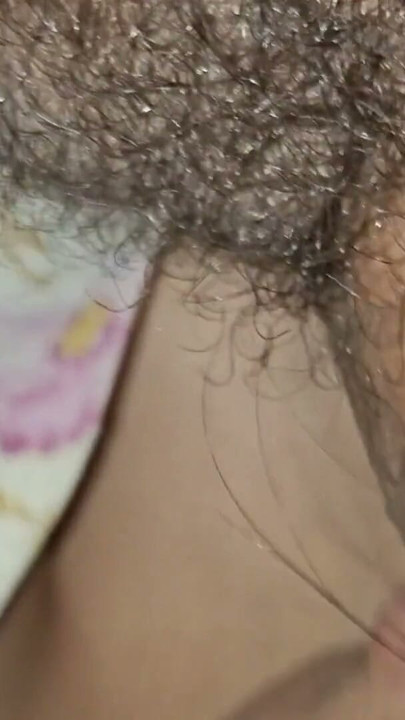 Terminé dentro de la boca de mi hermanastra. | Clip 2