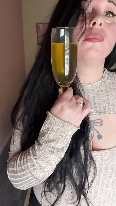 ตัดผมนิดหน่อย?