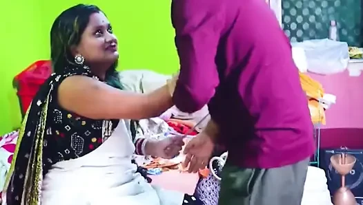Desi aunty ko jabbar dasti chod kar mms bna liya