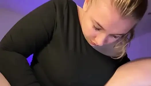 Busty jucielussie fingering wet pussy