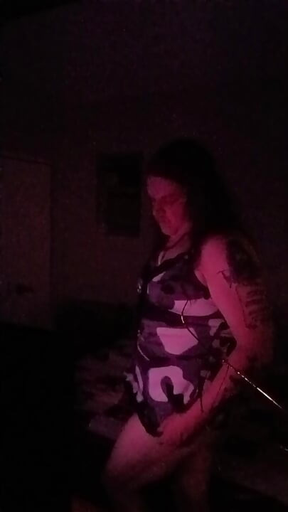 Analna zabava i vježbanje pušenja u ogledalu