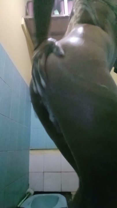 Look at this girl is really exciting while taking a shower | Clip 1